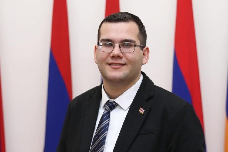 Ованнес Юкинян назначен пресс-секретарем министра образования Армении