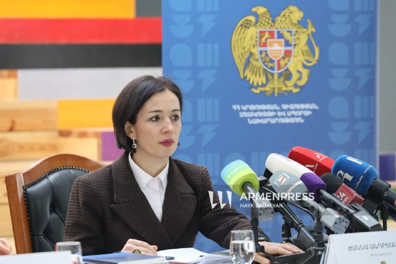 Министр образования Армении Жанна Андреасян комментирует ситуацию с дезинформацией перед выборами, актуальной для Дилижана.