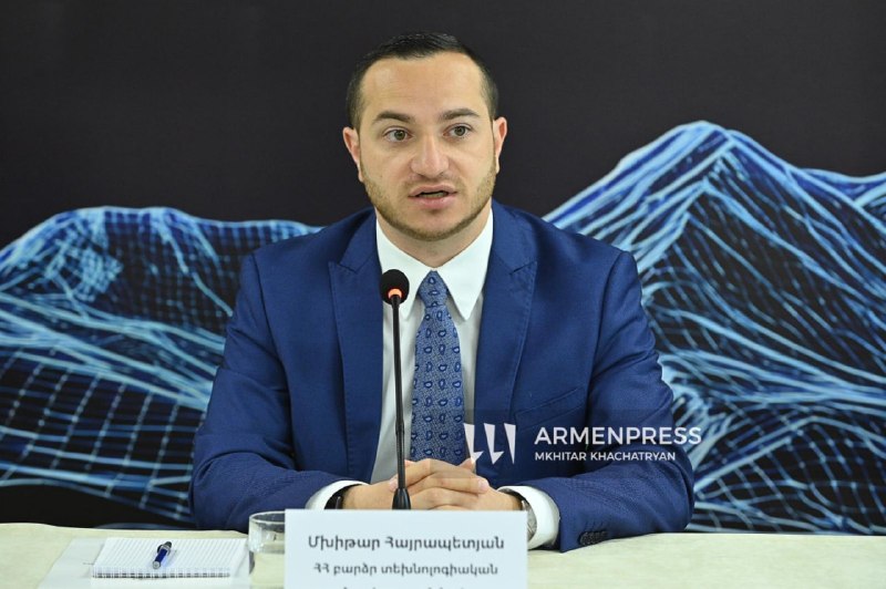 Дилижан: профессор MIT высоко оценил работу Мхитара Айрапетяна в МинВТП Армении