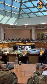 Министр обороны Сурен Папикян провел совещание по укреплению дисциплины в воинских частях