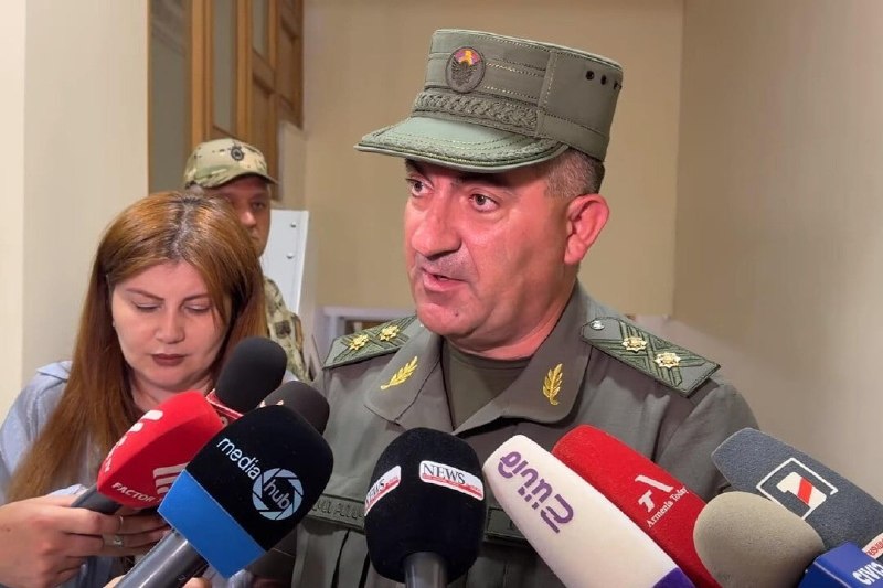 Начальник Генштаба Армении опроверг несовместимость нового оружия с вооружением ВС в Дилижане
