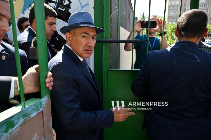 Премьер-министр Никол Пашинян после голосования на выборах в Армении, комментирует вопросы экспорта, актуальные и для