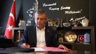 В Турции 91 депутат во главе с Озгюром Озелем вышел из CHP и основал новую партию